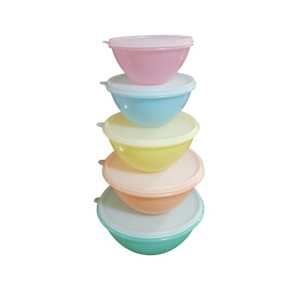 Tupperware Vintage Wonderlier pastel Bowl setComplete